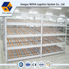การไหลปานกลางผ่านชั้นวางจาก Nova Logistics