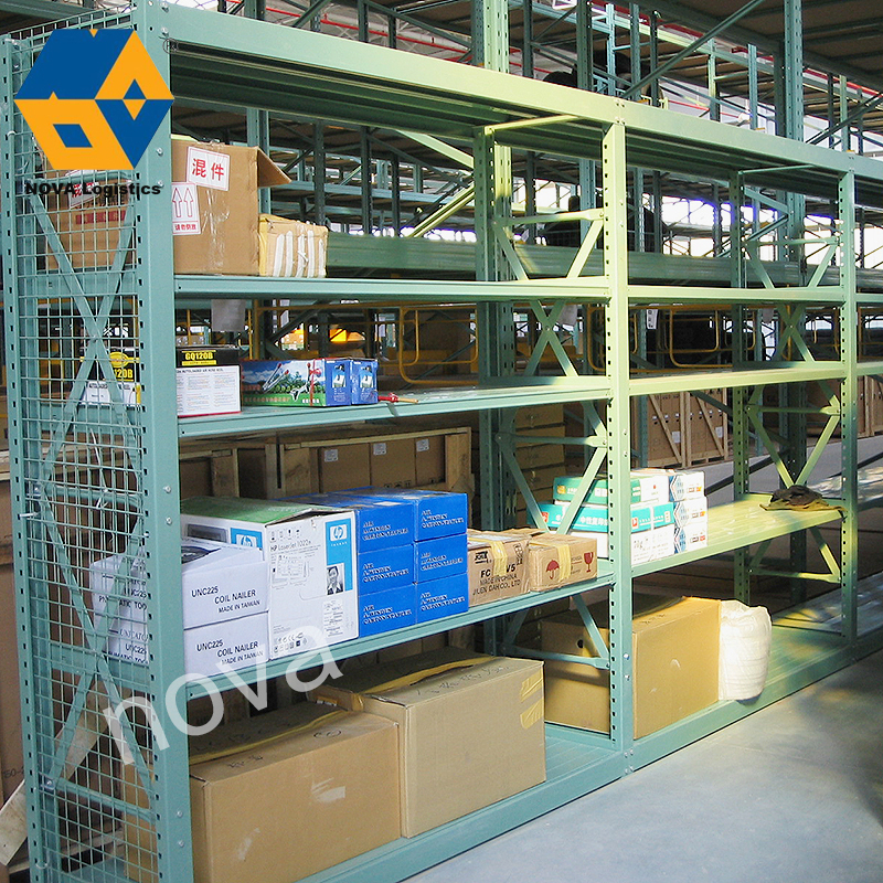 คลังสินค้า Q235B Steel Teardrop longspan Shelf Medium Duty Widespan Pallet Rack